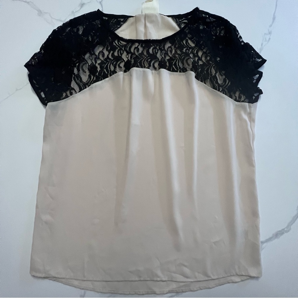 NWT ANTHROPOLOGIE MAEVE Large nude blouse with black lace top